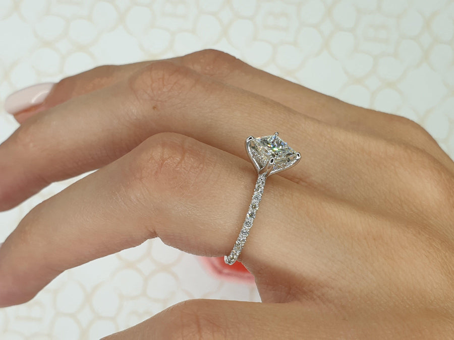 Emerald Halo Engagement Ring – Raymond Lee Jewelers