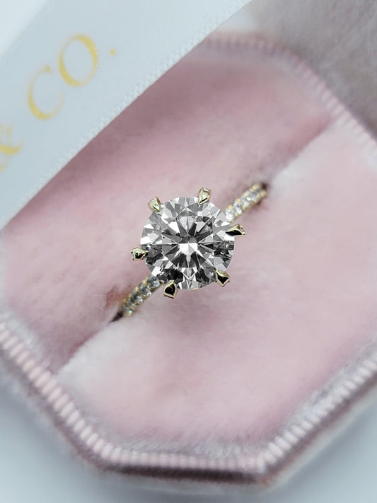 2.52 Carats Lab Grown Round Brilliant Cut Micropave Side Stones Accented Prongs Diamond Engagement Ring in Yellow Gold - BenzDiamonds